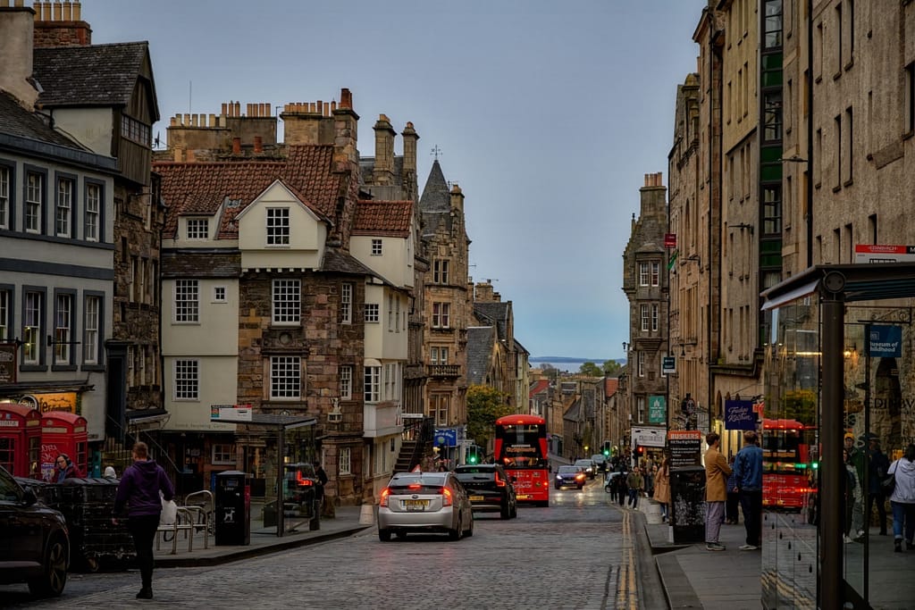 benjamin zev British EV Market Grows